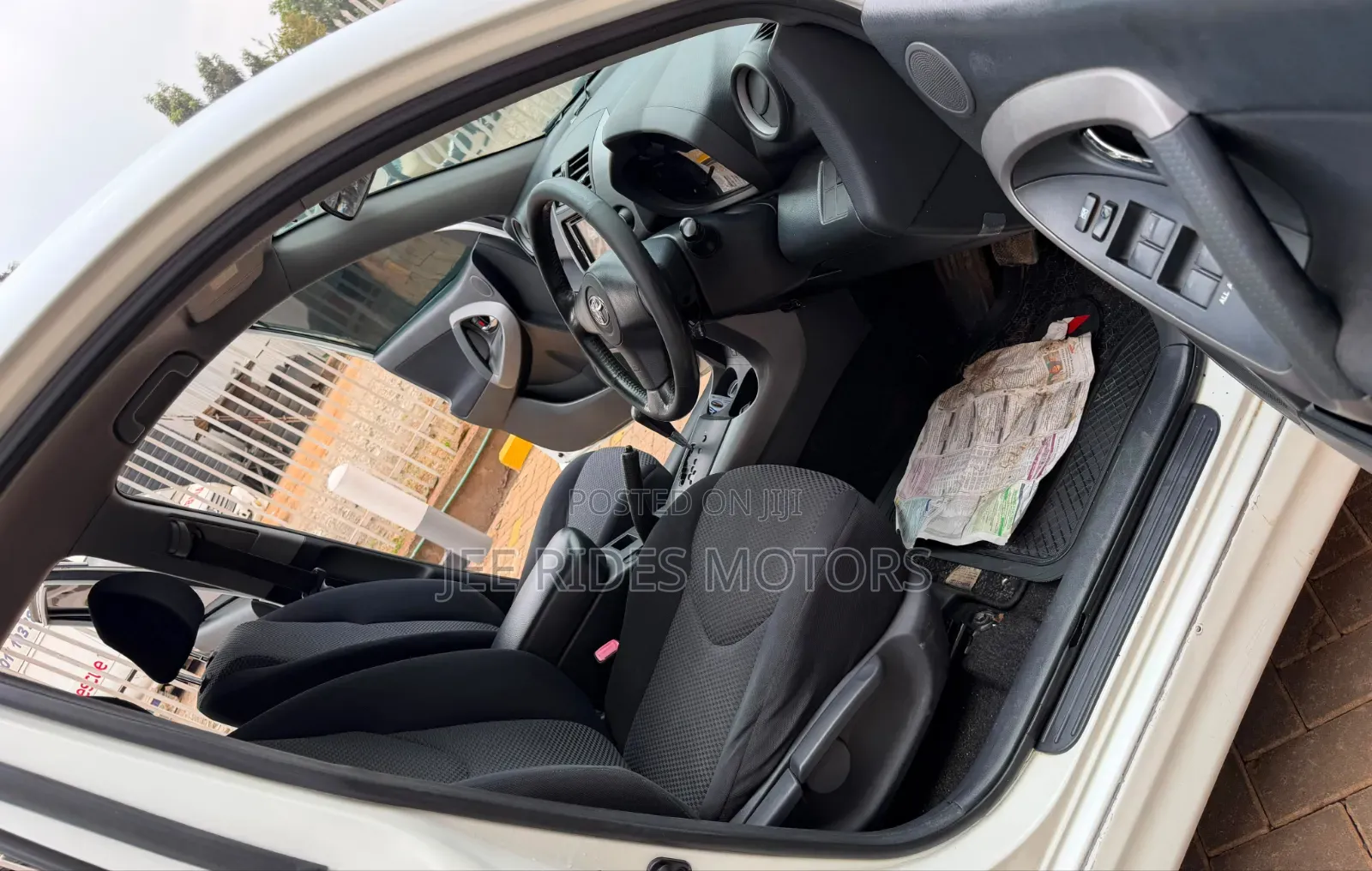 Toyota RAV4 2008 Off white