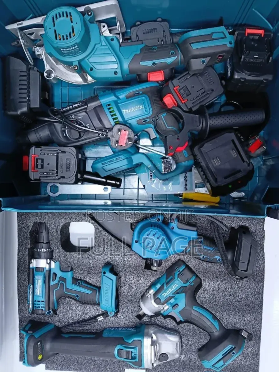 Makita 5 in 1 Makita Cordless Combo Kit