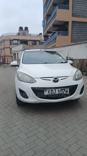 MazdaDemio - Pearl White