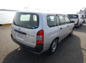 Toyota Probox 1.5 Hybrid DX 2020 Silver