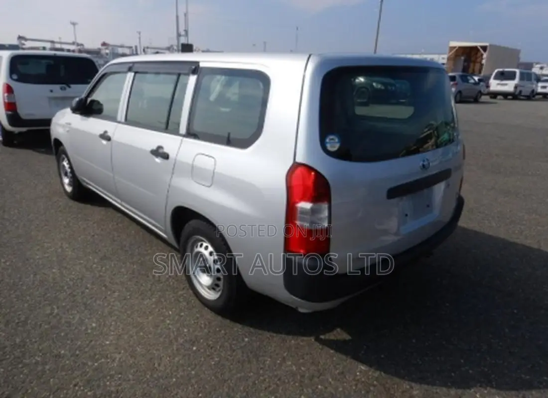 Toyota Probox 1.5 Hybrid DX 2020 Silver
