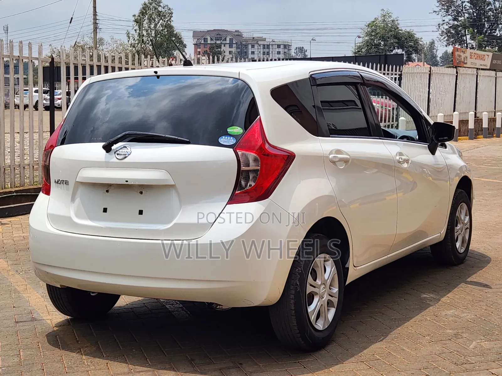 Nissan Note 2015 White