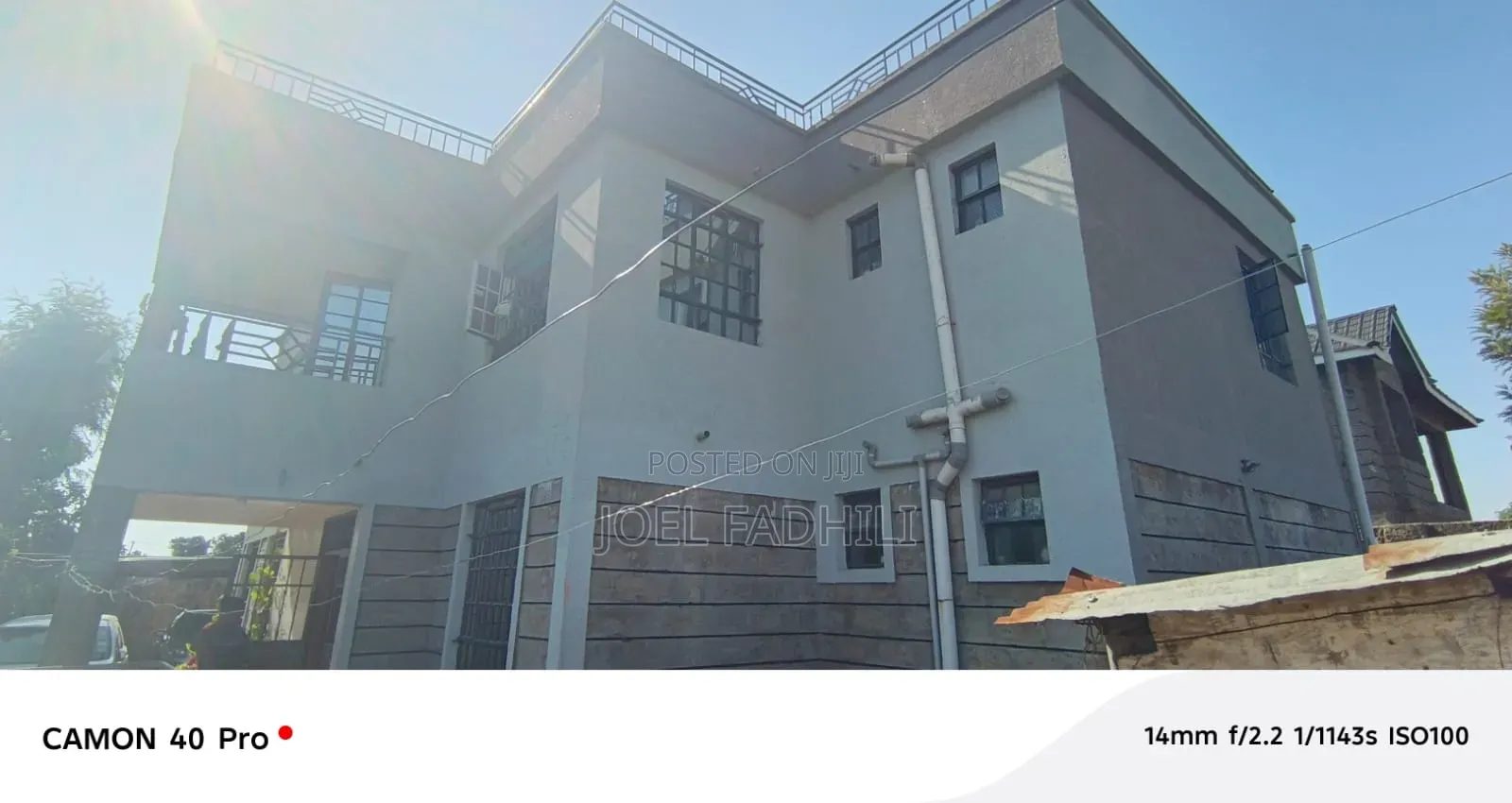 5bdrm Mansion in Baraka Court, Junction/Benedicta for sale