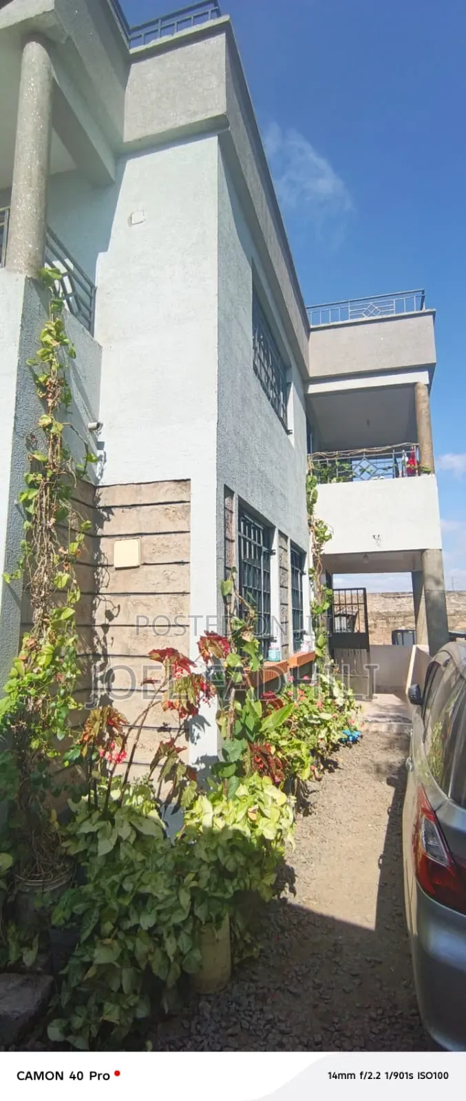 5bdrm Mansion in Baraka Court, Junction/Benedicta for sale