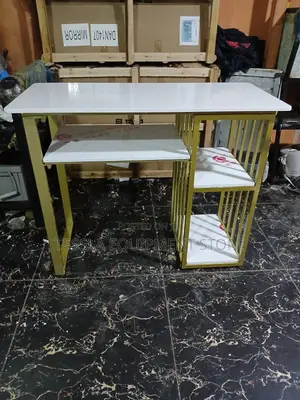 Luxury Marble Gold Manicure Table With Gold Frame