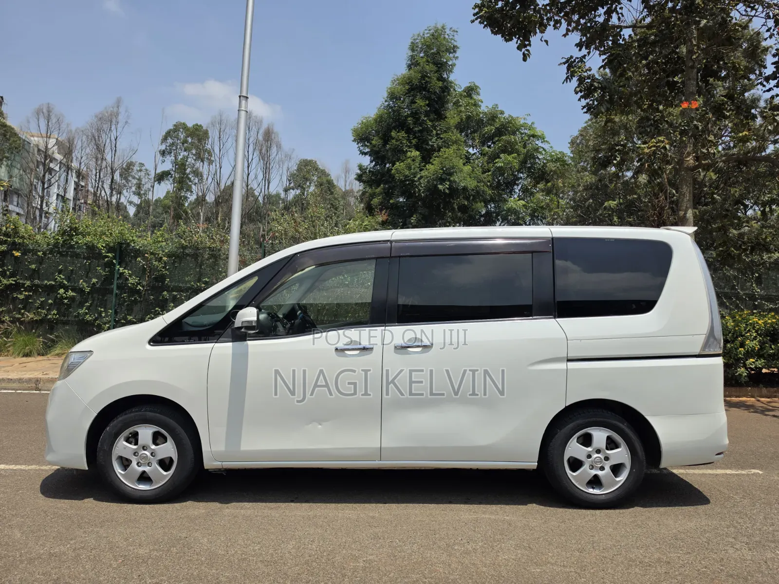 Nissan Serena 2012 White