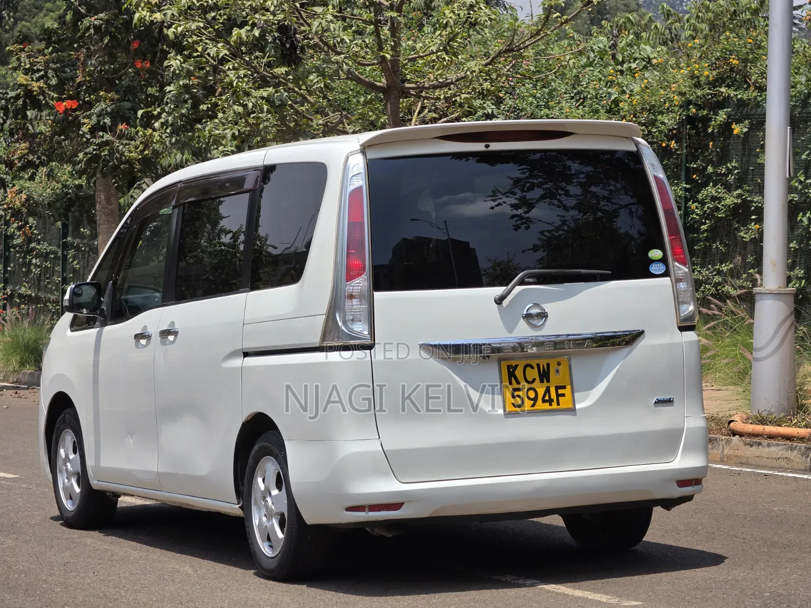 Nissan Serena 2012 White