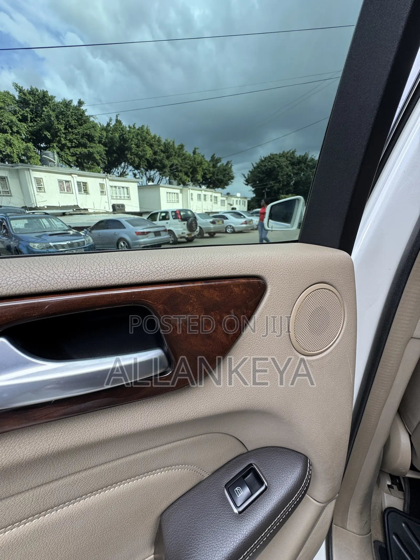Mercedes-Benz M Class 2013 White