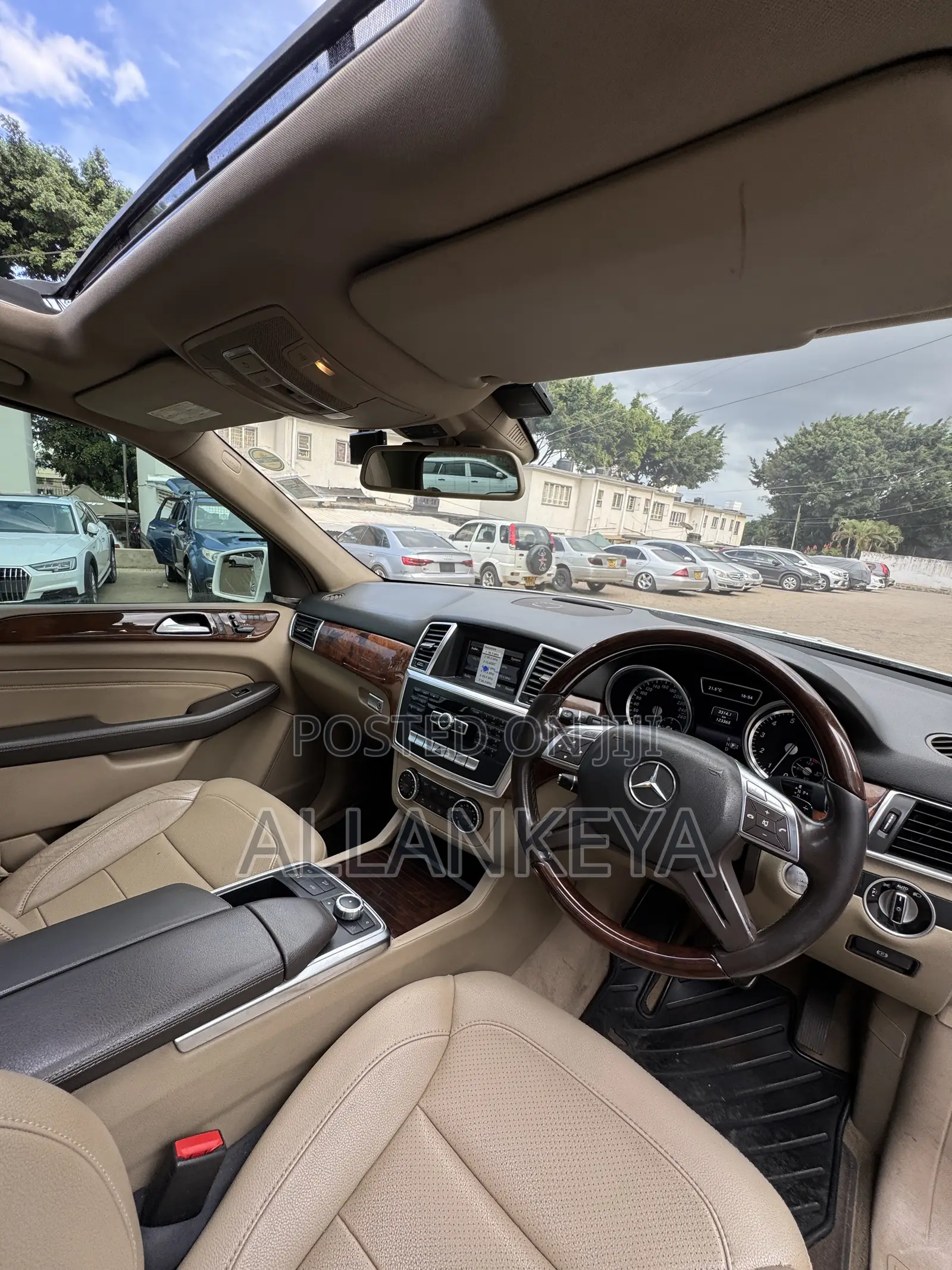 Mercedes-Benz M Class 2013 White