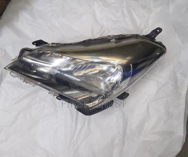 Toyota Vitz 2018 Non Xenon Part No. 52-271