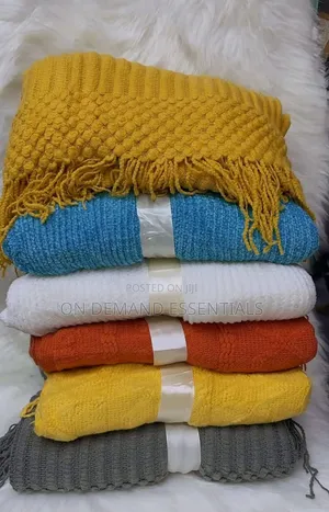 Soft Acrylic Knitted Throw Blanket