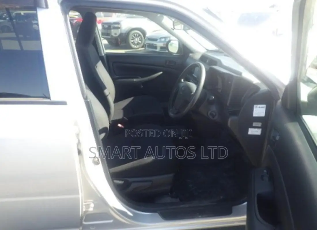Toyota Probox 1.5 Hybrid DX 2020