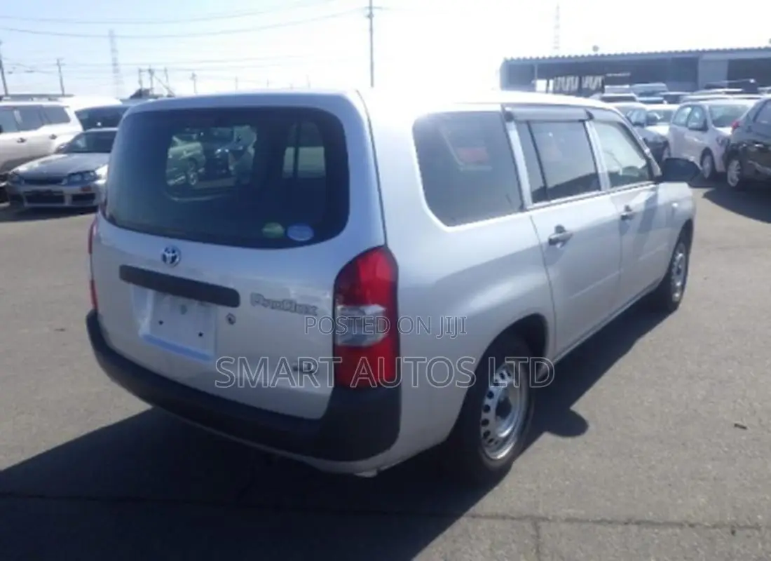 Toyota Probox 1.5 Hybrid DX 2020