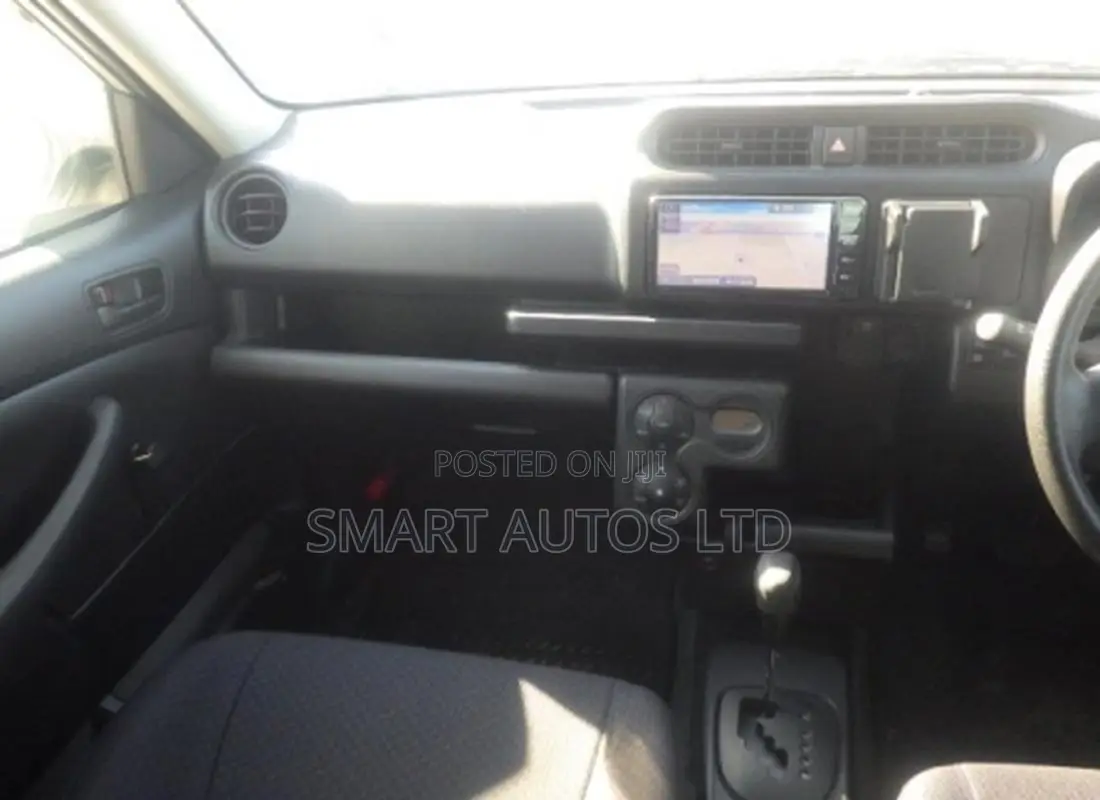 Toyota Probox 1.5 Hybrid DX 2020