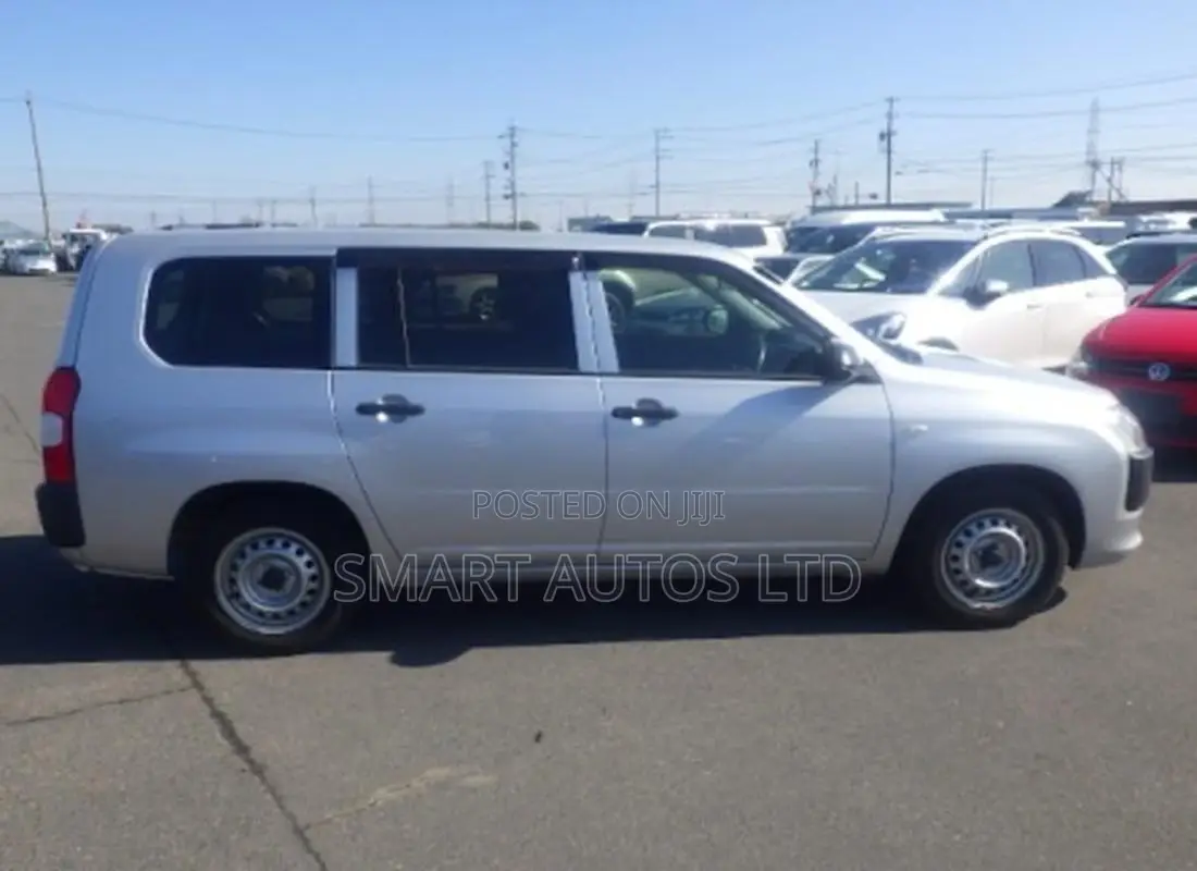 Toyota Probox 1.5 Hybrid DX 2020