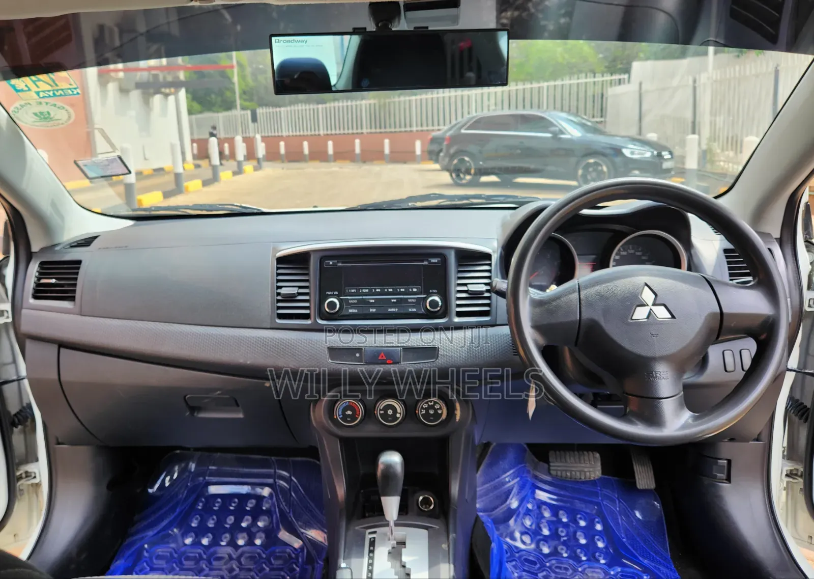 Mitsubishi Lancer 2015 White