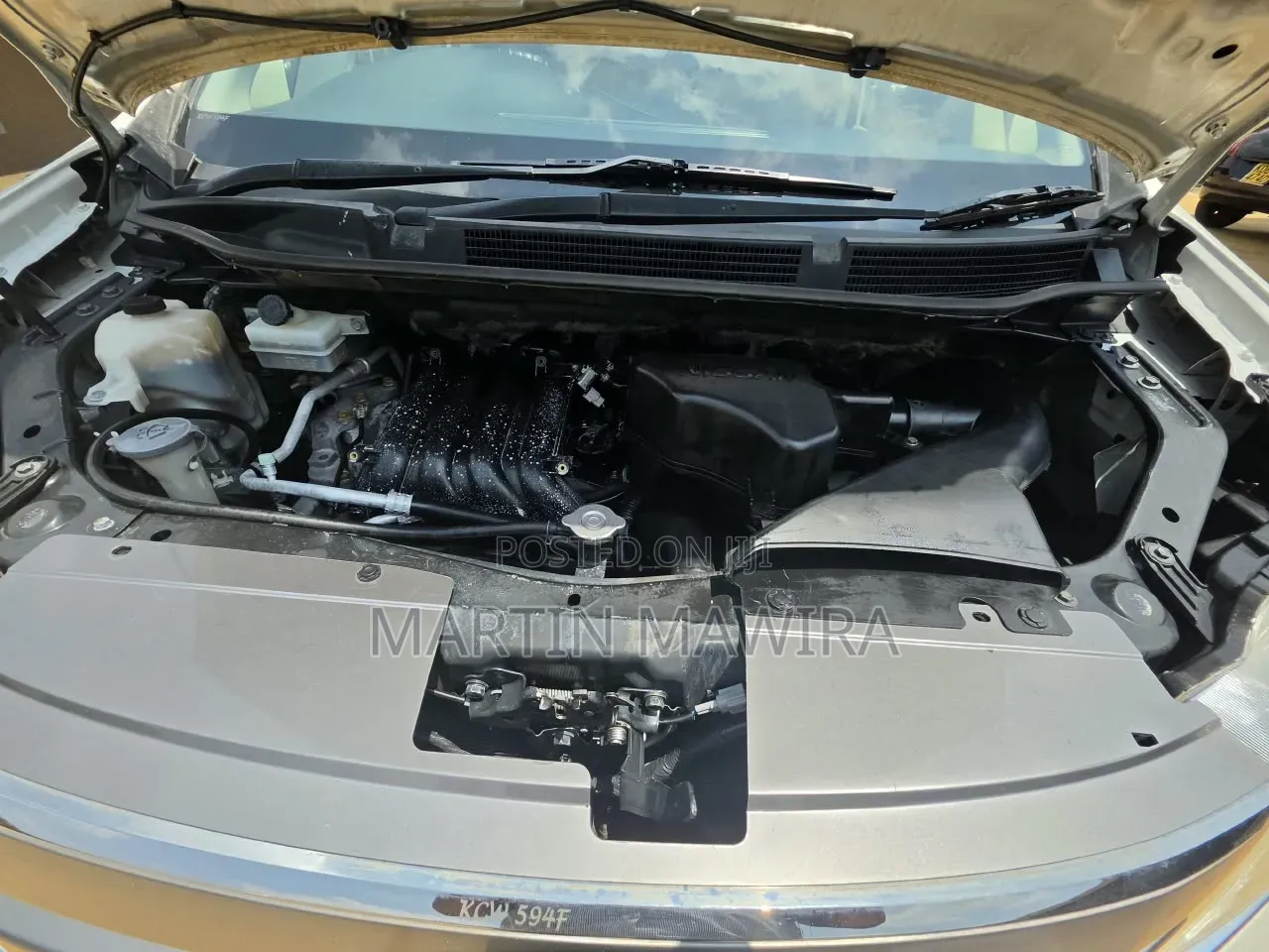 Nissan Serena 2012 White