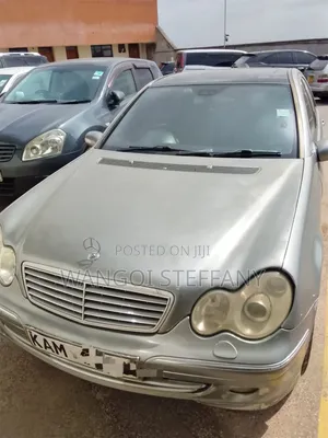 Mercedes-Benz C200 2000 Silver