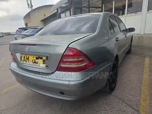 Mercedes-Benz C200 2000 Silver