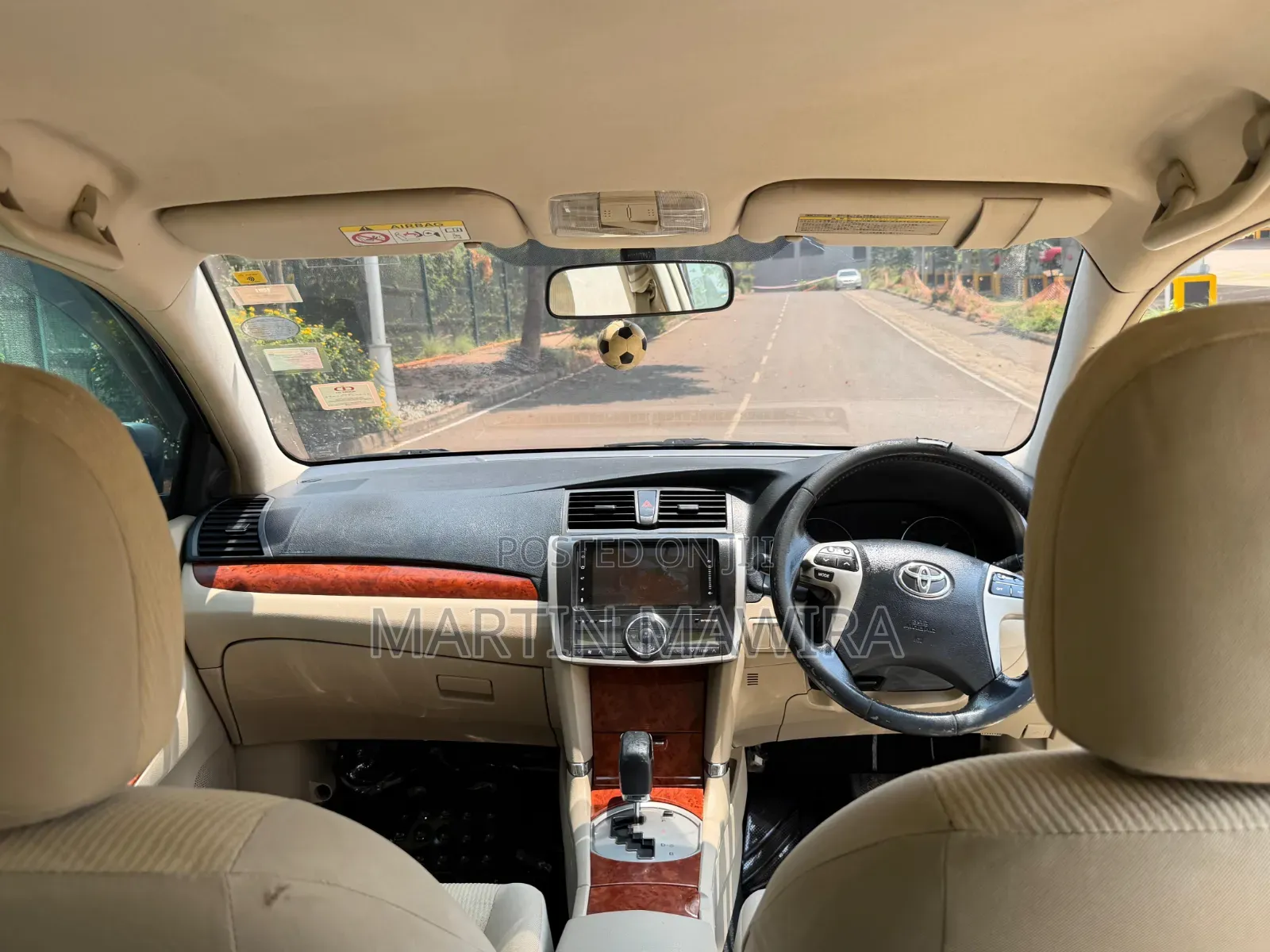Toyota Premio 2014