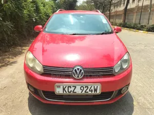 Volkswagen Golf 2013 Red