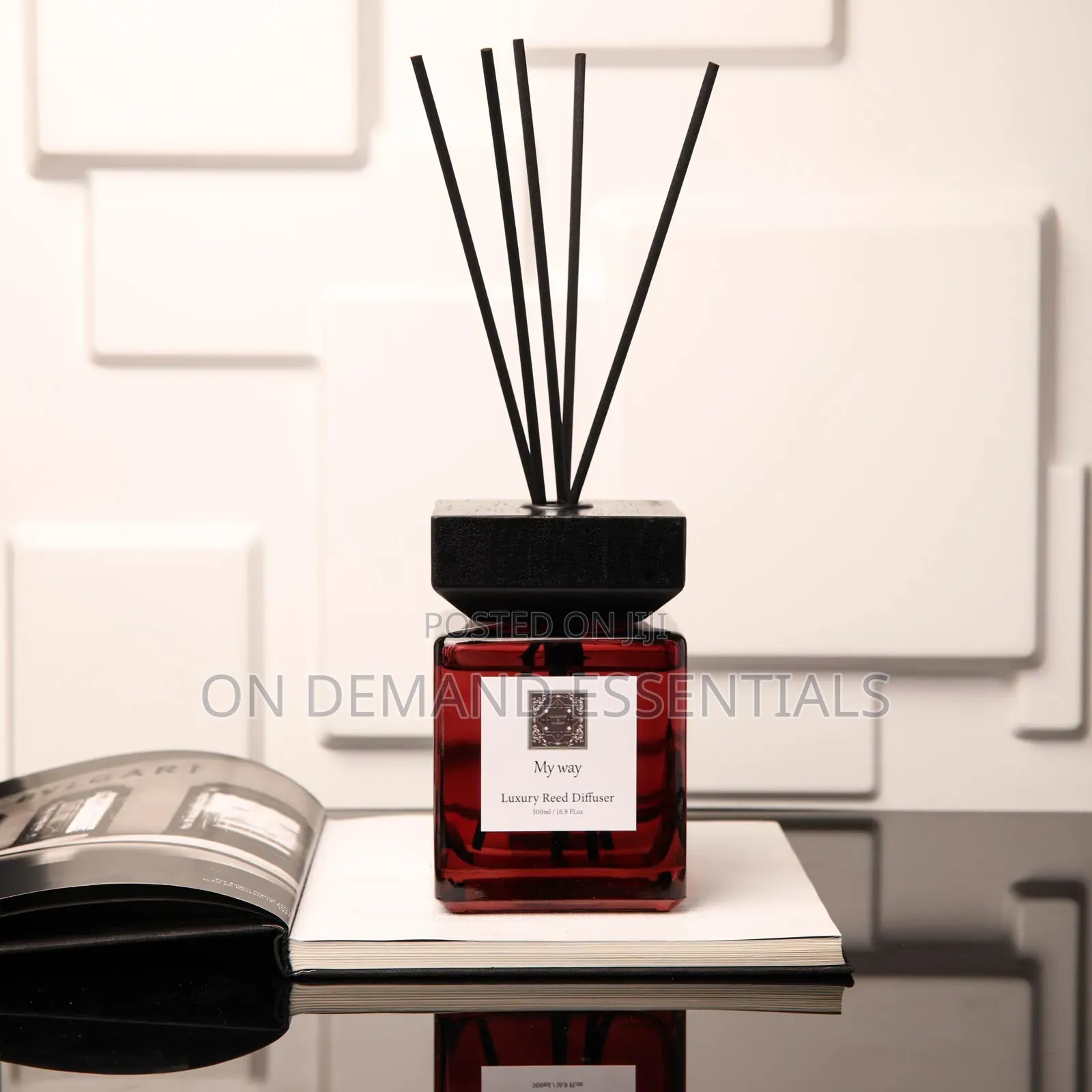 Luxury Reed Diffuser (R-23)
 Capacity: 500ml