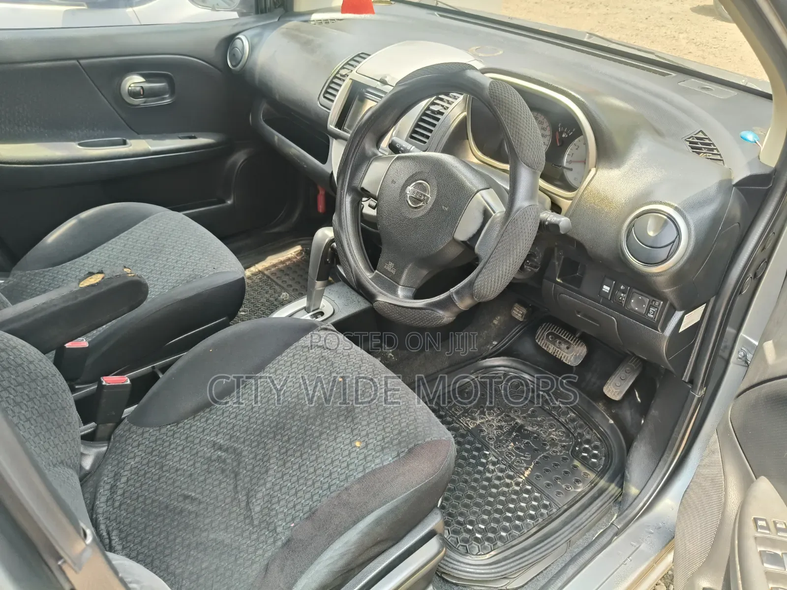 Nissan Note 2011 Gray