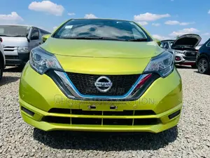 Nissan Note 1.2 Hybrid 2020 Green