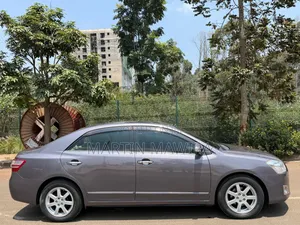 Toyota Premio 2014