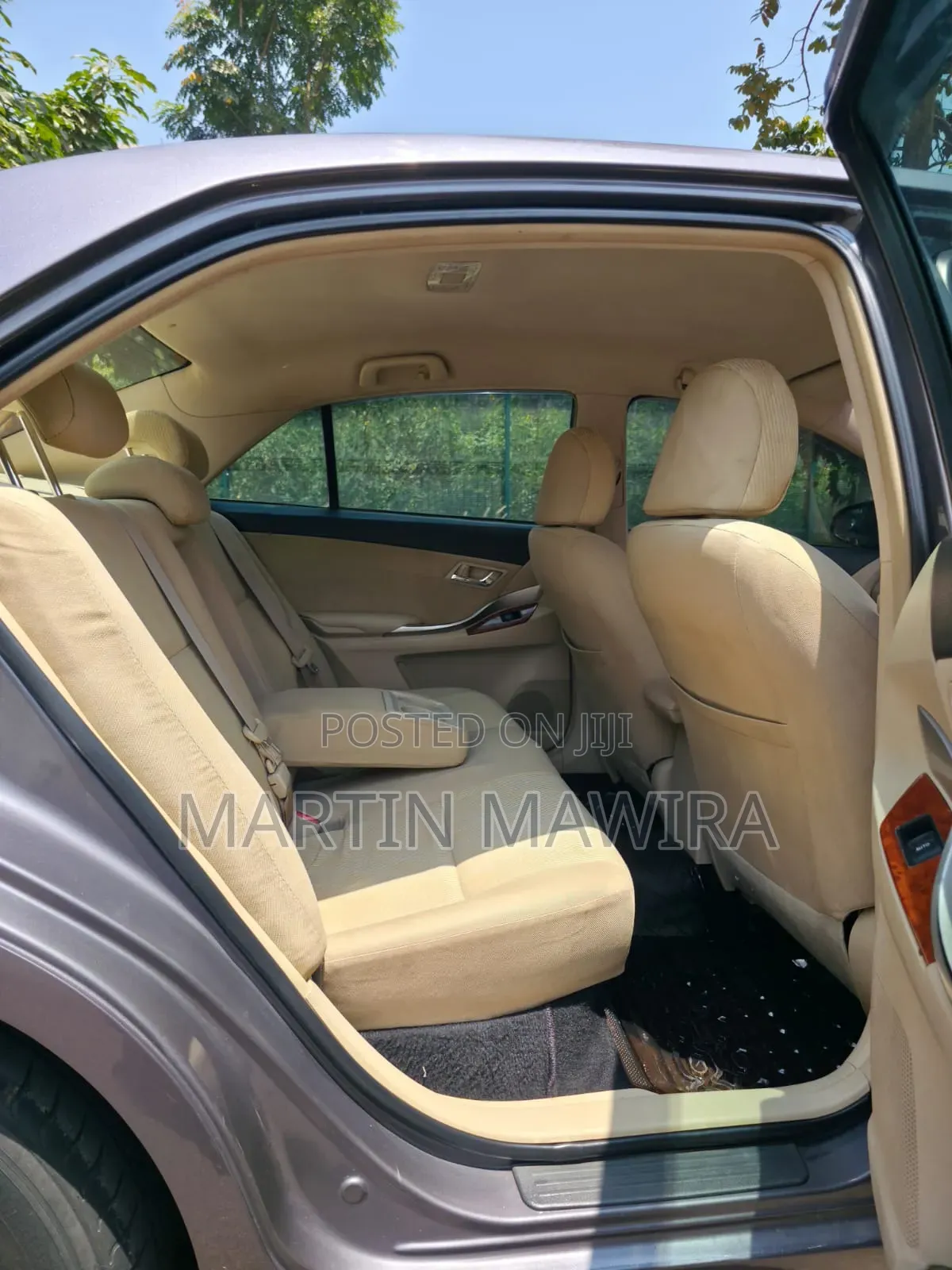 Toyota Premio 2014