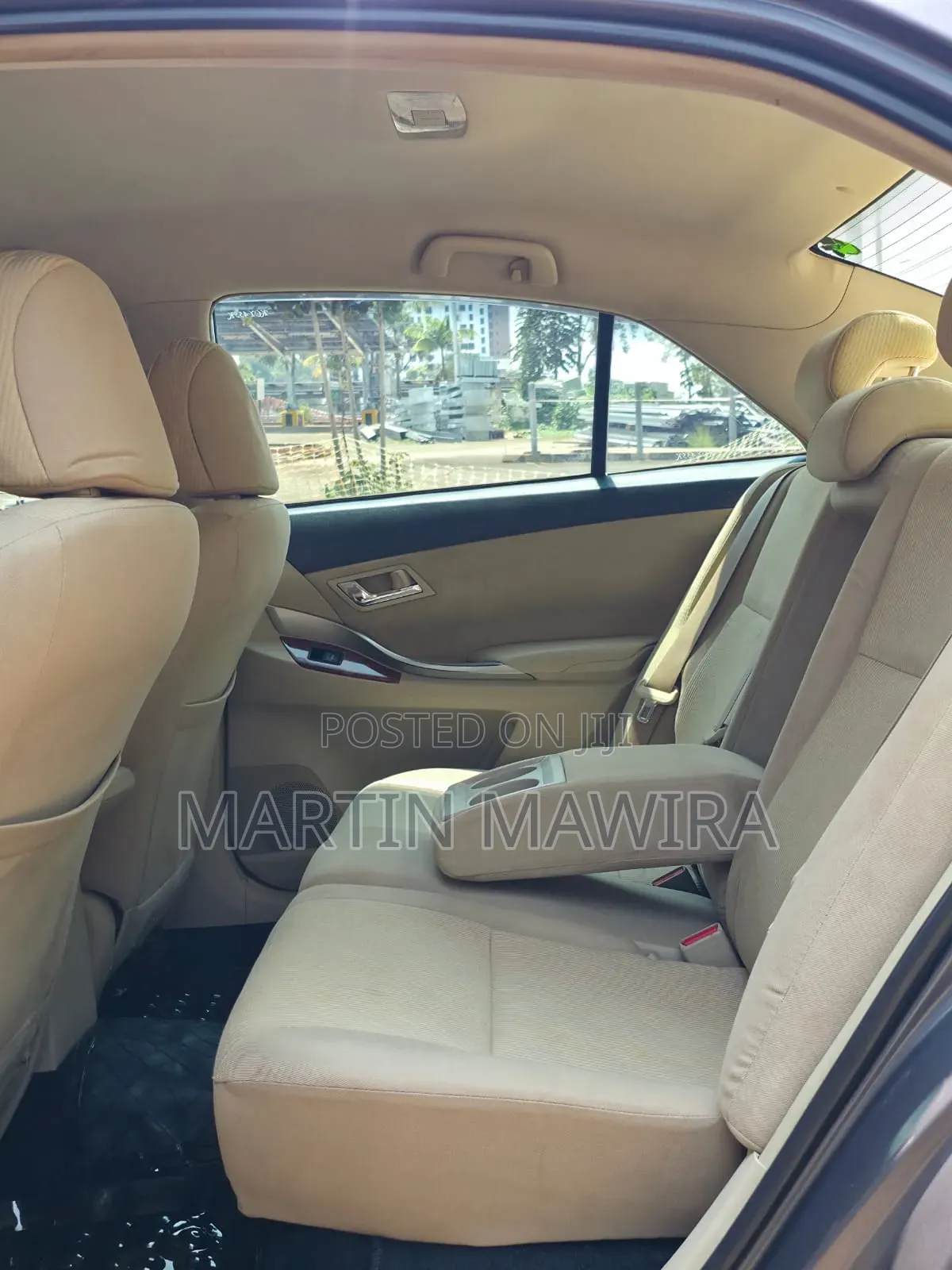 Toyota Premio 2014