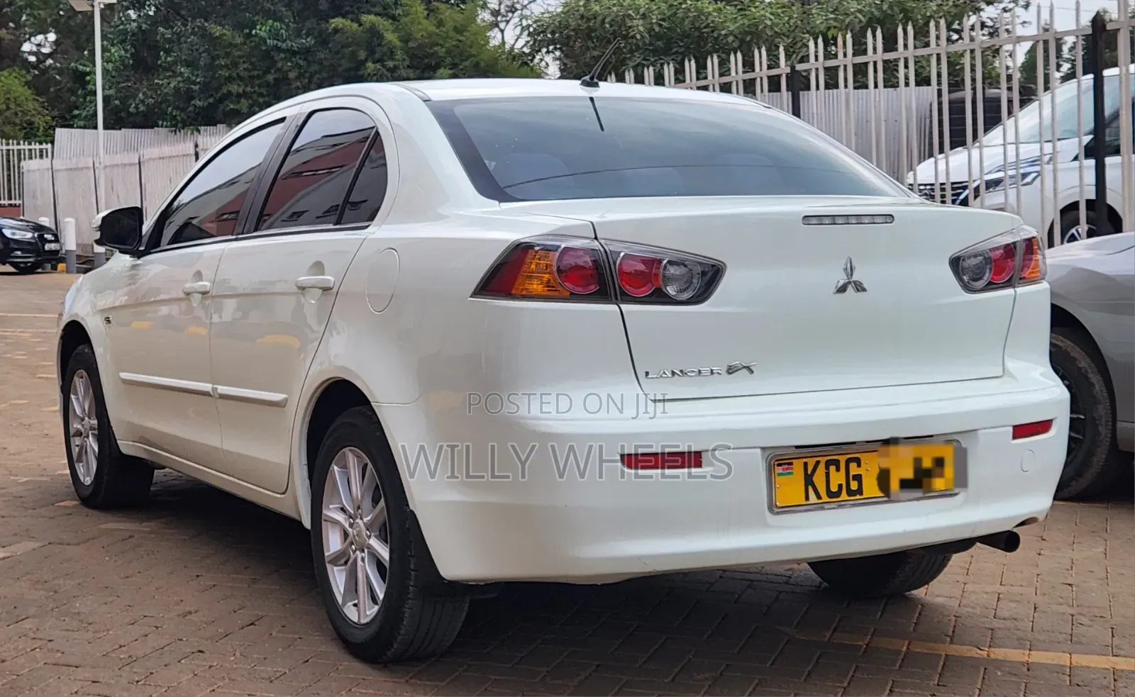 Mitsubishi Lancer 2015 White