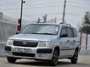 Toyota Succeed 2010 Silver