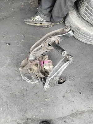 Hub L200 2wd