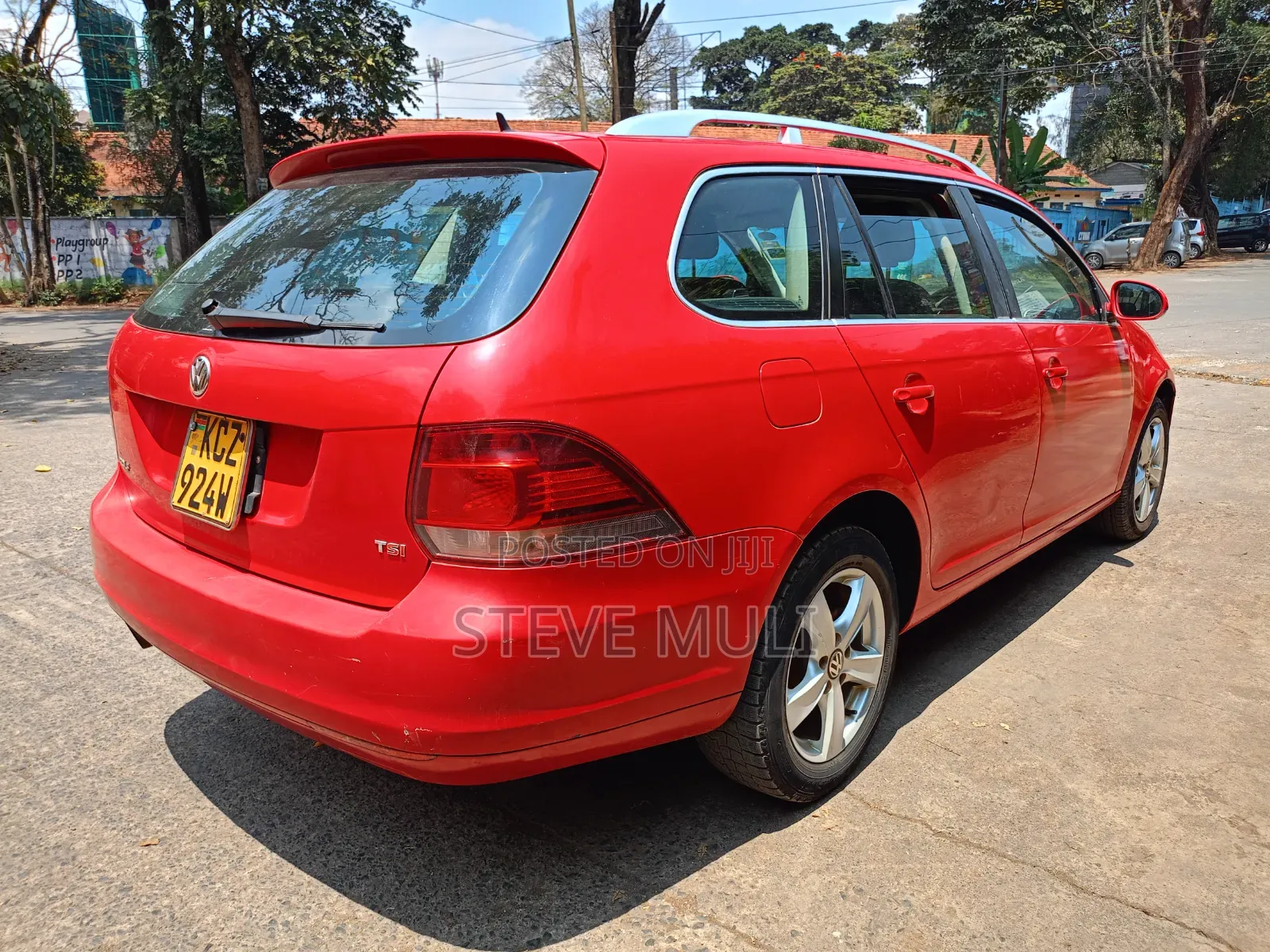 Volkswagen Golf 2013 Red