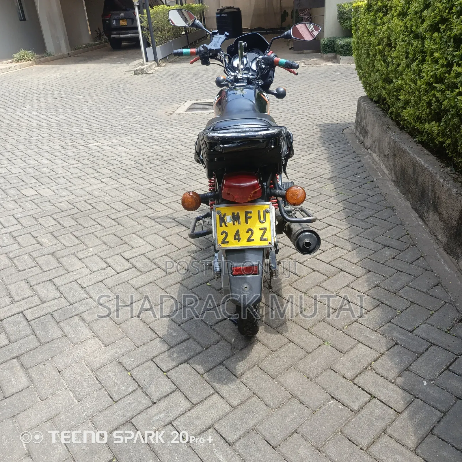TVS HLX Plus ES 2021 Black
