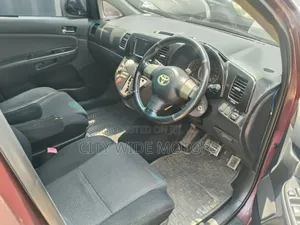 Toyota Wish 2004 Red