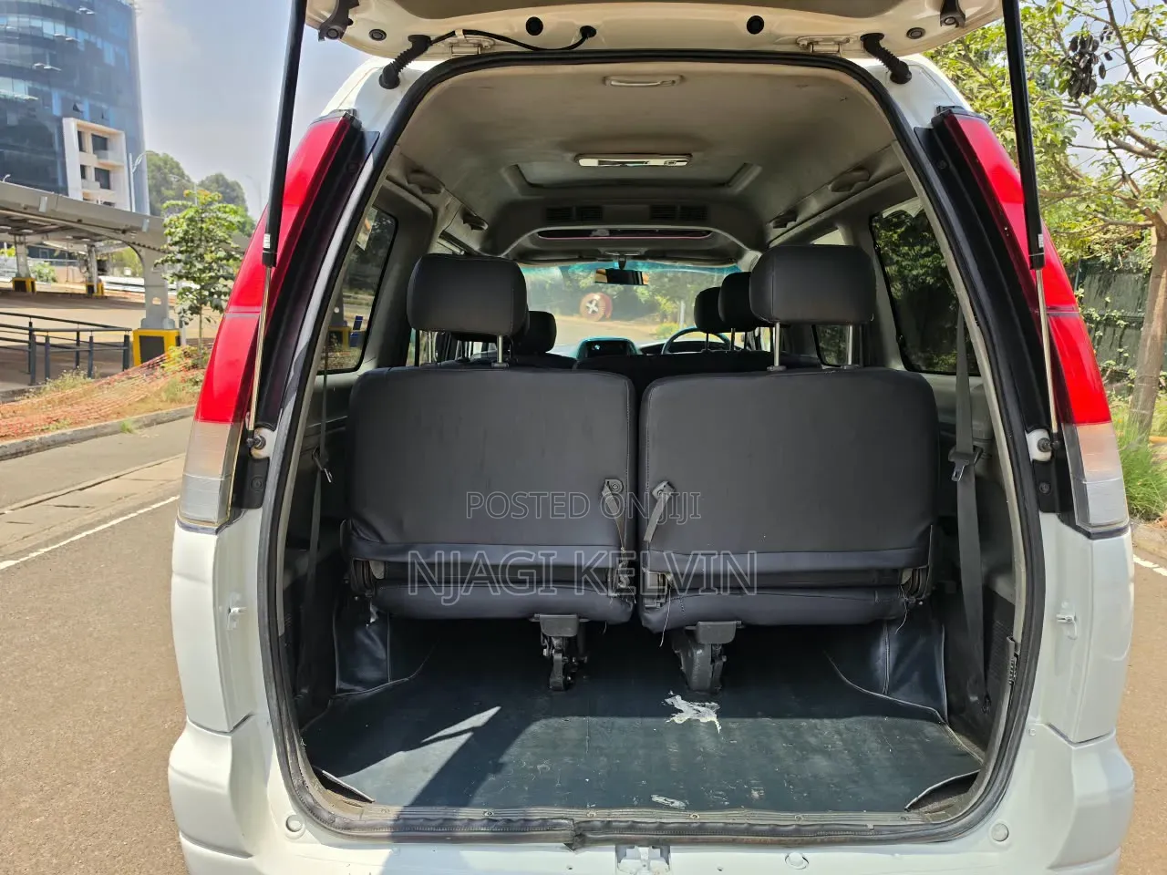 Toyota TownAce Noah 2000 White