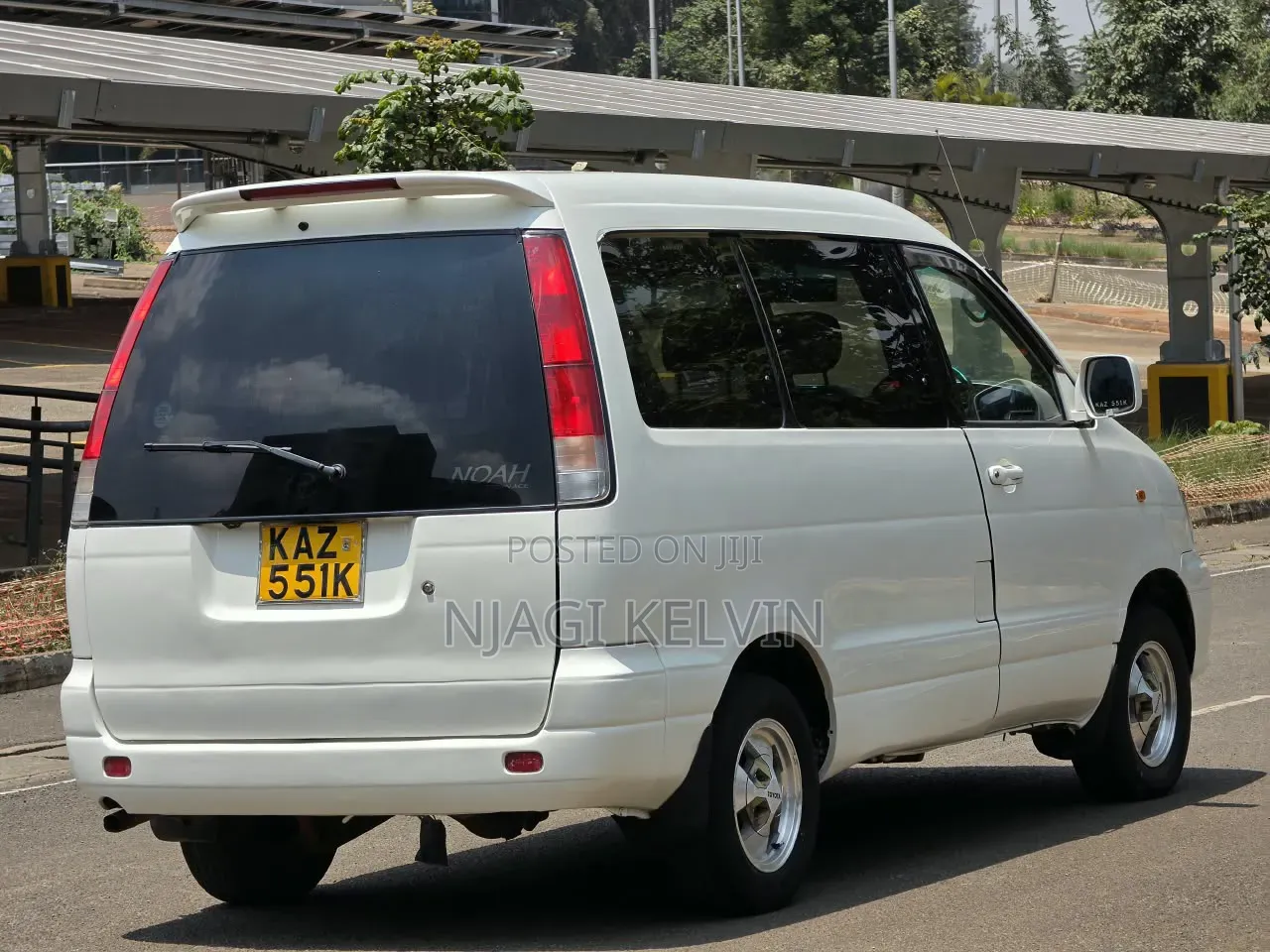 Toyota TownAce Noah 2000 White