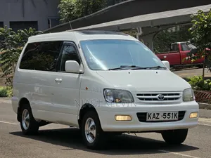 Toyota TownAce Noah 2000 White