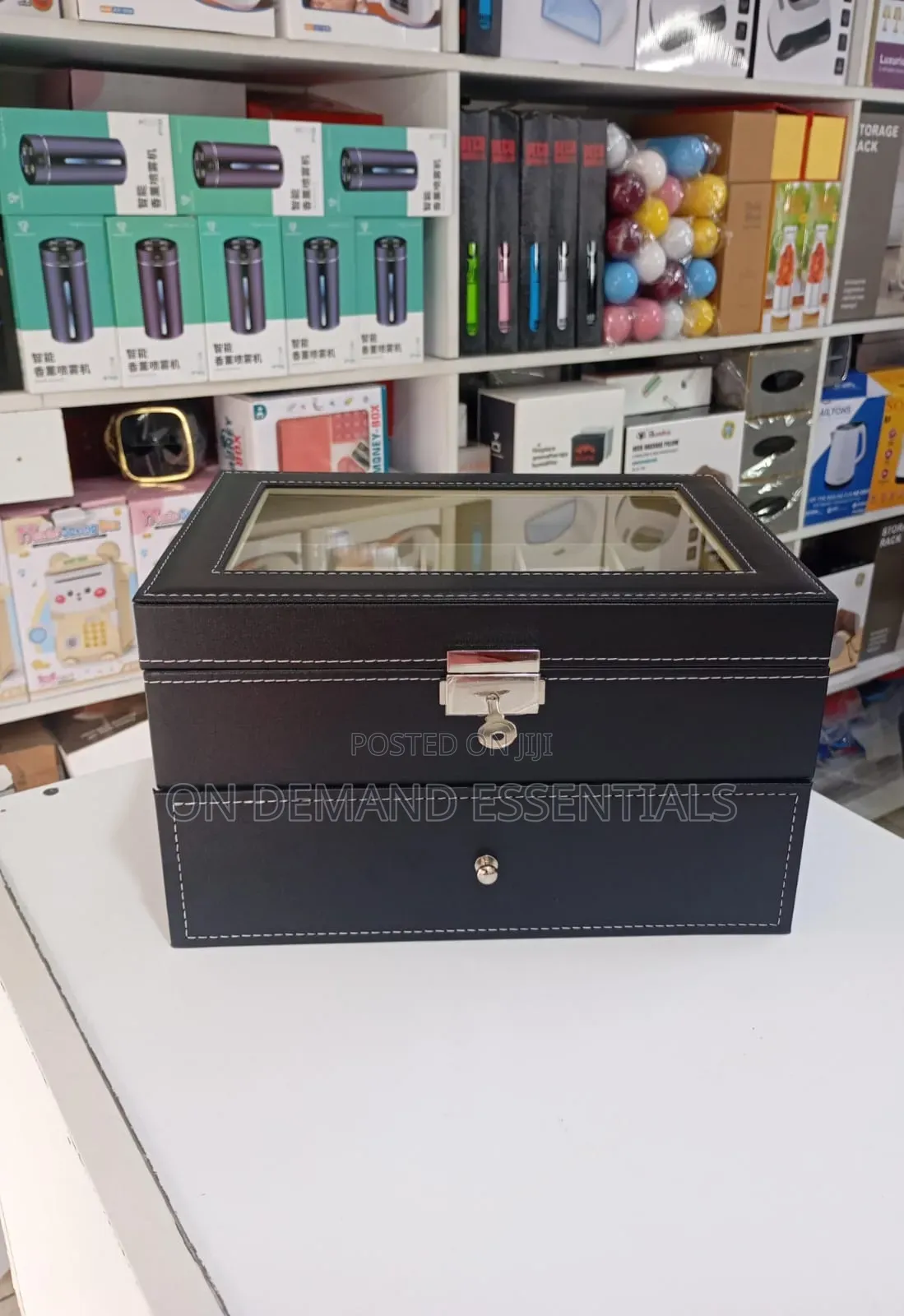 20 Slots Leather Watch Organizer With Lockable Key