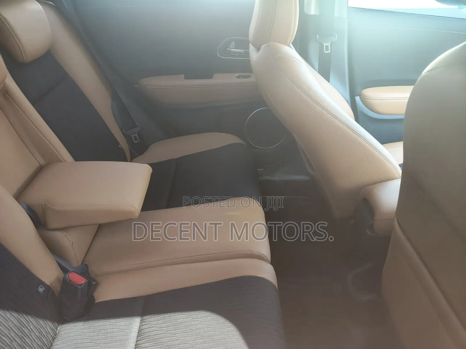 Honda Vezel 2019 Red