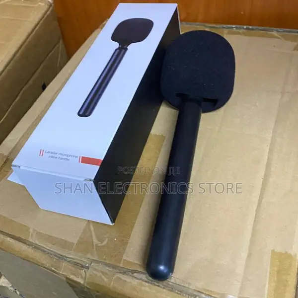 Plug and Play Lightweight Lavalier Microphone Intew Handle