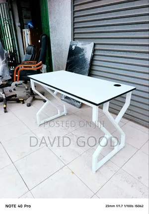 White Double Flame Table