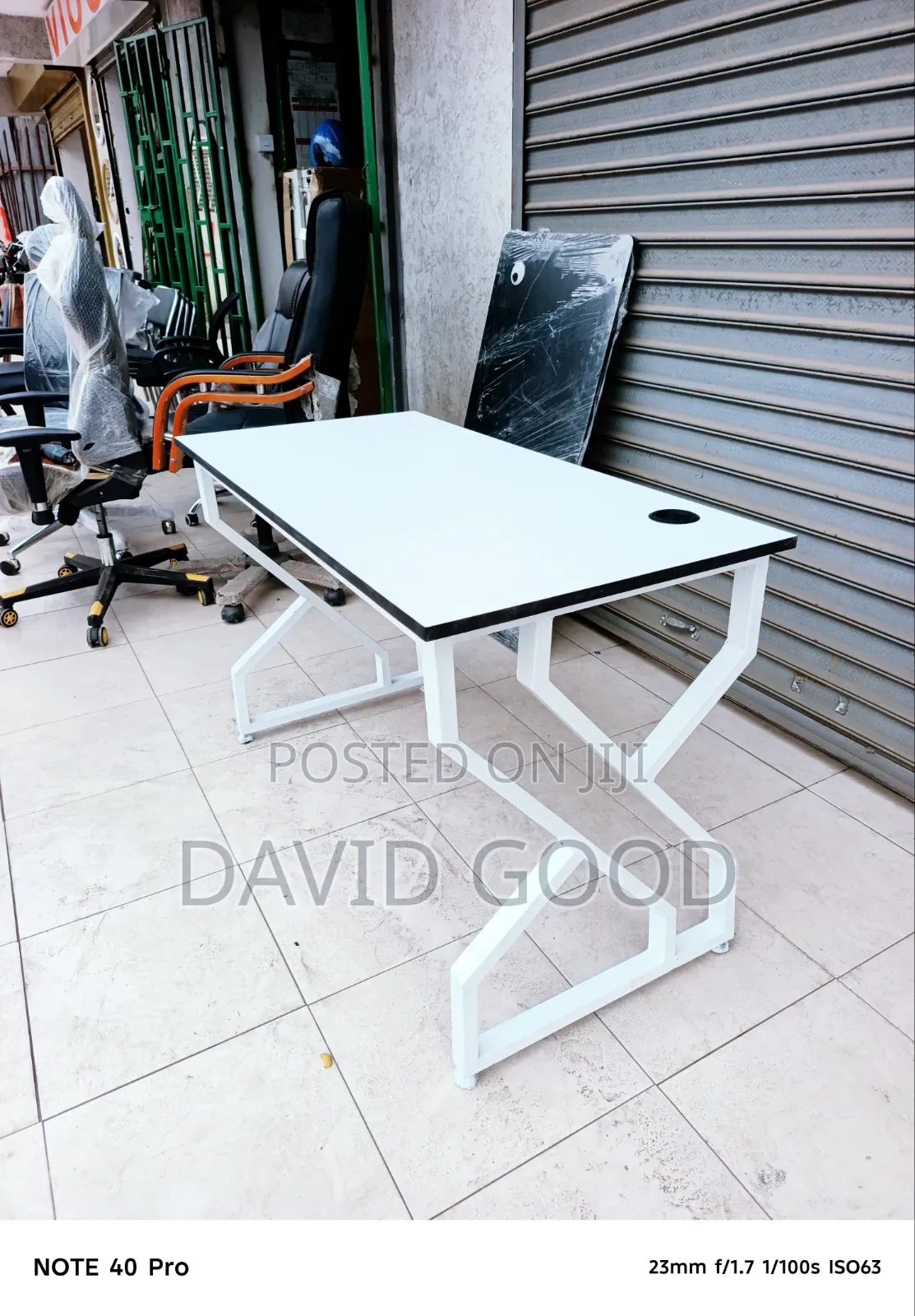 White Double Flame Table