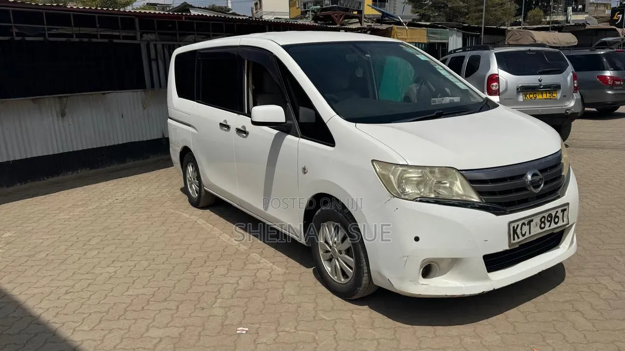 Nissan Serena 2011 White