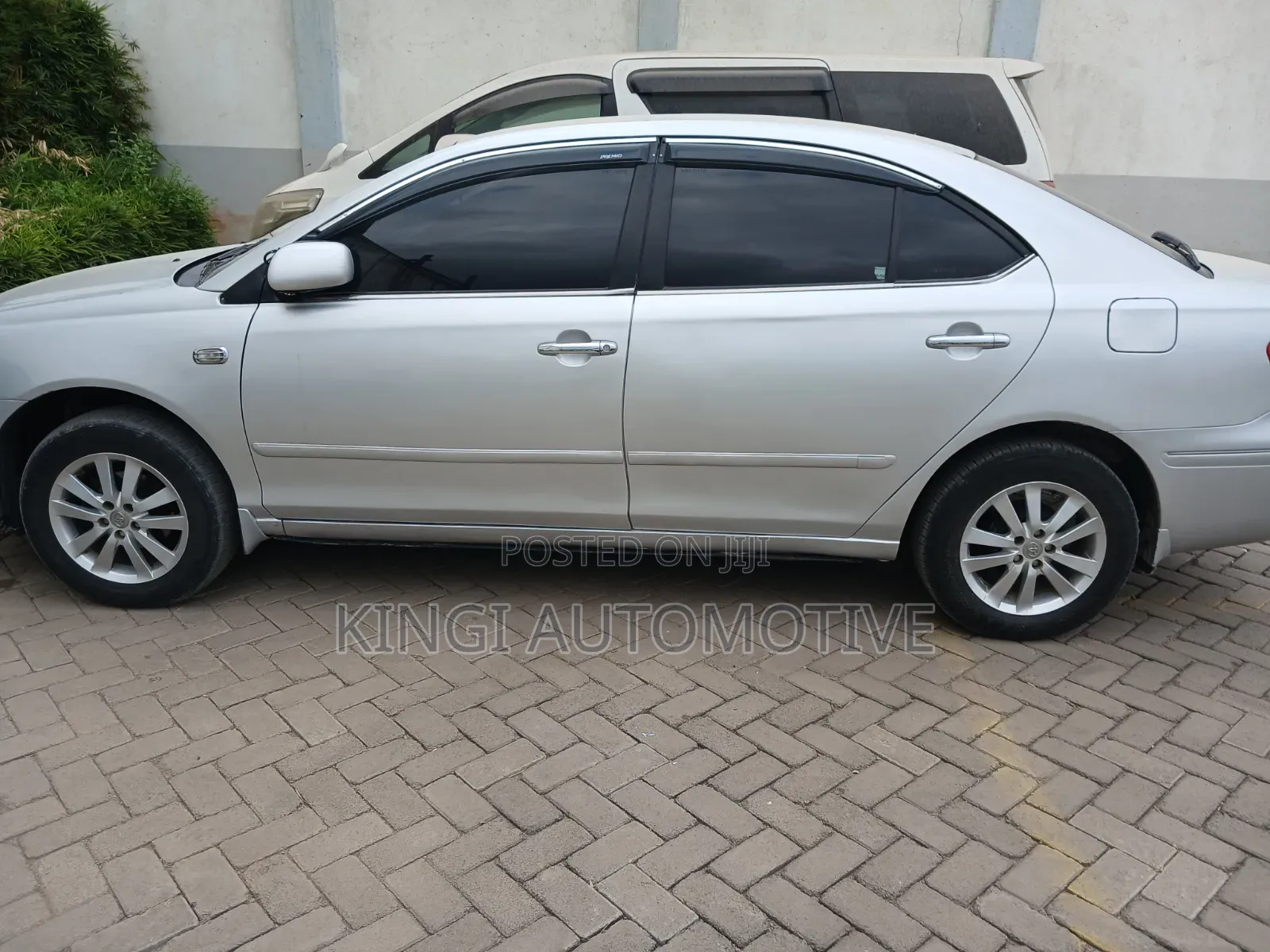 Toyota Premio 2005 Silver