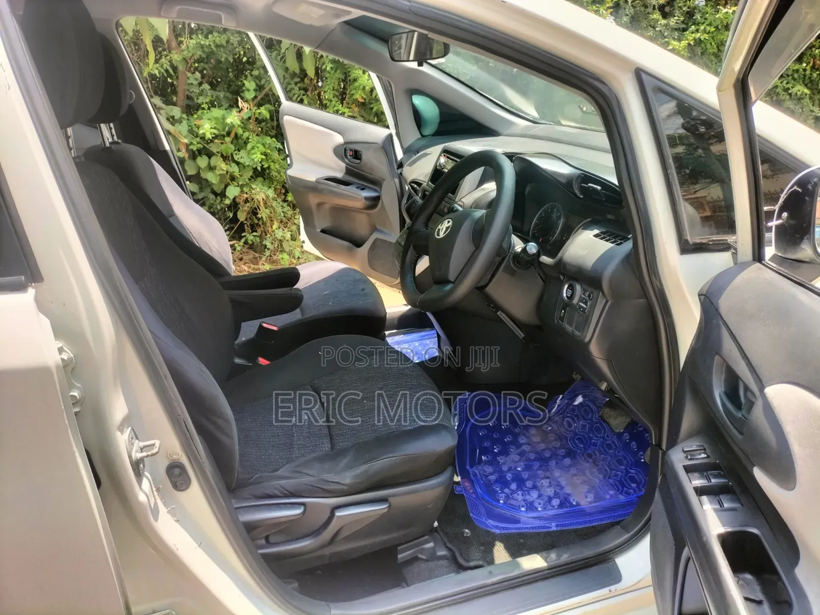 Toyota Wish 2011 White