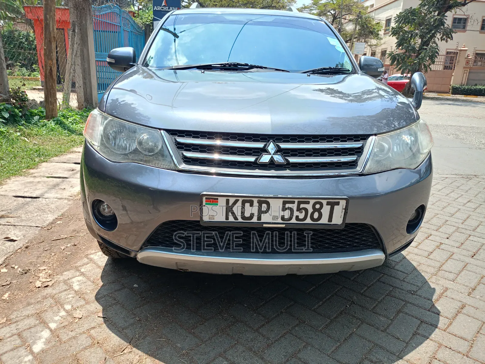 Mitsubishi Outlander 2011 Gray