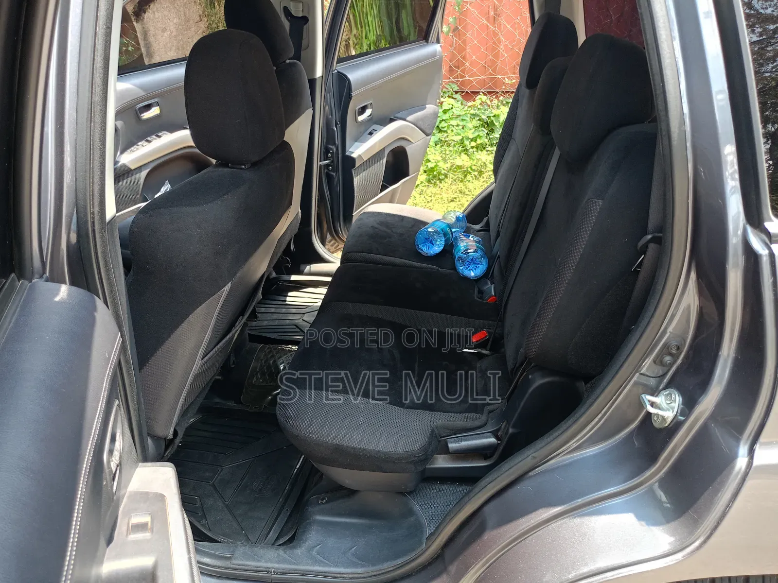 Mitsubishi Outlander 2011 Gray